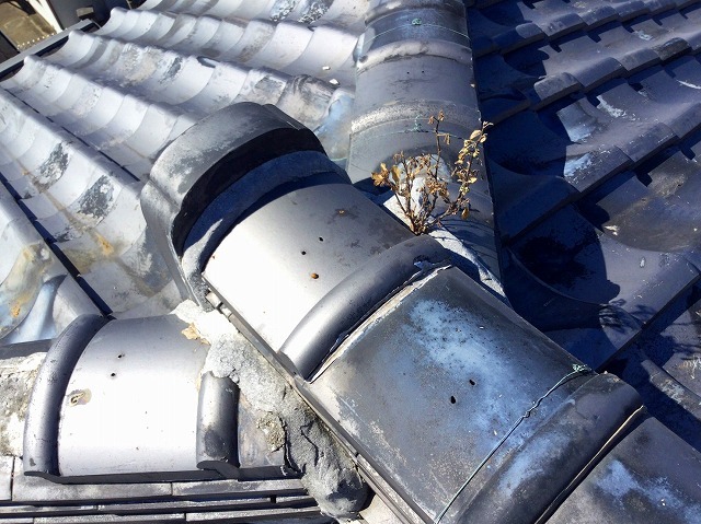 明石市の棟瓦の劣化